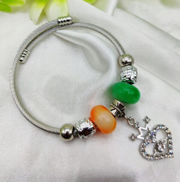 1 Piece Imported Exquisite Silver Pandora Bracelet With Heart Crown Charm And Beaded Details Best Quality Bracelet For Girls & Women