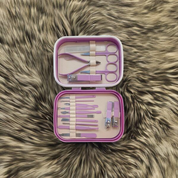 18 Pieces Portable Nail Clippers Beauty Tool Set - Image 4