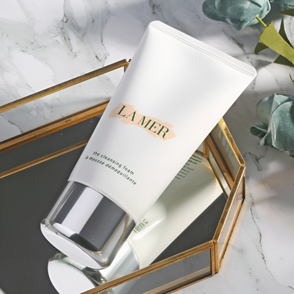 La Mer The Cleansing Foam – Luxurious Face Cleanser | Purify. Refresh. Rebalance. 125ml - Image 2