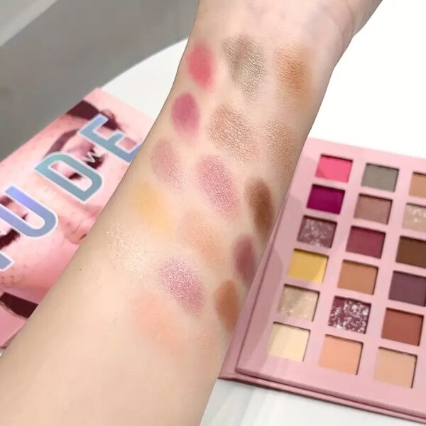 18 Colors Eyeshadow Pallete Glitter Makeup Matte Eye Shadow Make Up Palette - Image 4