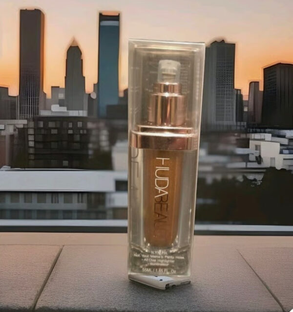 Huda Beauty N.y.m.p.h. All Over Body Highlighter – Liquid Illuminator For Face, Body & Legs – Water-based, Long-lasting Glow – 35 Ml - Image 5
